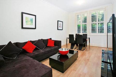 Art Deco In The Cul-de-Sac - Spacious Executive 1BR Potts Point Apartment In Quiet Cul-de-Sac - Perths Hotel 0