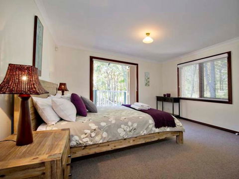 Ashleigh - Perths Hotel 0