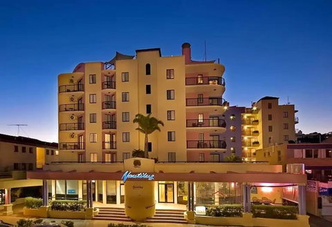Asiatic Suite At Nautilus Mooloolaba - Perths Hotel 3