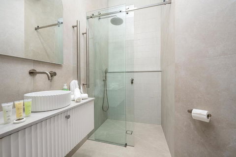 Luxurious House Near Flemington Racecourse - Perths Hotel 2