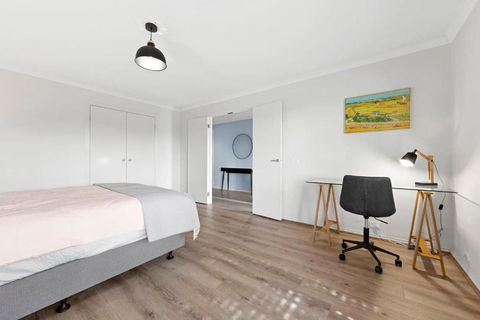 M-h 59PP - Perths Hotel 3