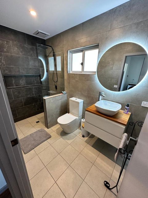 Luxury Holiday Unit 8min Walk To Town Center With Boat Parking - Perths Hotel 1
