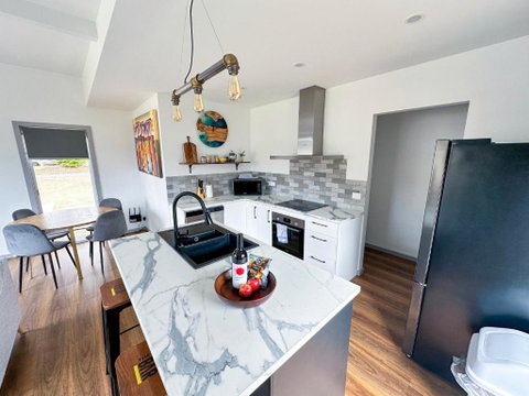 Luxury Holiday Unit 8min Walk To Town Center With Boat Parking - Perths Hotel 0