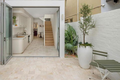 Luxury Designer Redfern House - Perths Hotel 0