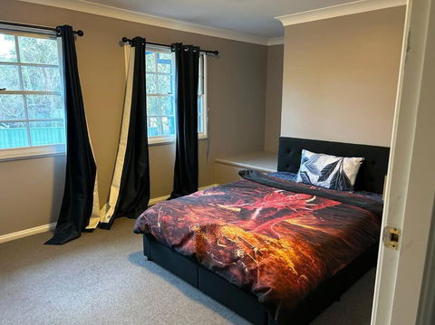 Luxury House 5 Bedrooms - Perths Hotel 3