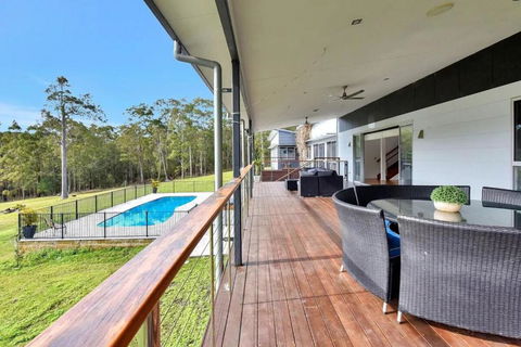 Luxury Mandalong Mansion With Pool & Spa - Perths Hotel 2