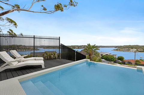 Luxury Waterside Home Sanctuary - Perths Hotel 0