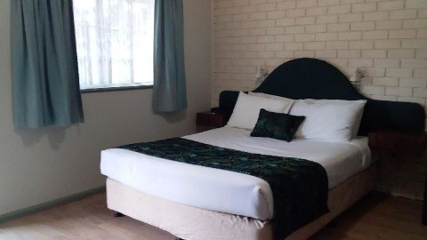 Macquarie Valley Motor Inn - Perths Hotel 1