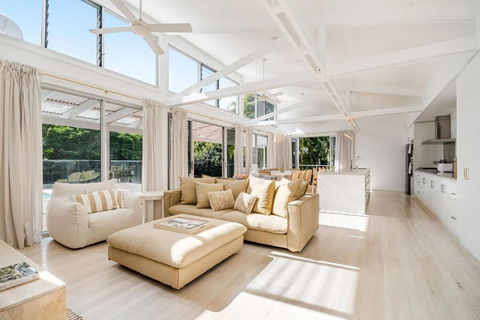 Magnolia, A Luxury Ewingsdale Escape With Pool & Guest House By Belle Escapes Byron Bay - Perths Hotel 1