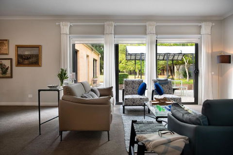 Maison 24 - Perths Hotel 1