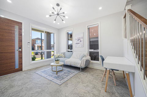 Marsden Park 2 Level Brand New House Near Parks - Perths Hotel 1
