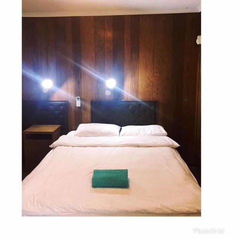 Meekatharra Hotel - Perths Hotel 1