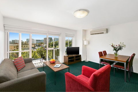 Melbourne Carlton Central Apartment Hotel Official - Perths Hotel 3