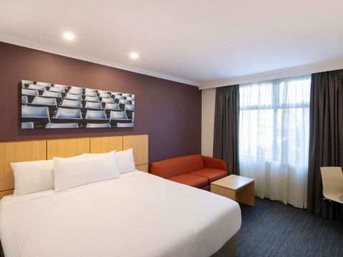 Mercure Sydney Blacktown - Perths Hotel 3