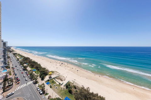 Meriton Suites Surfers Paradise - Perths Hotel 3