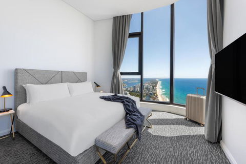 Meriton Suites Surfers Paradise - Perths Hotel 0