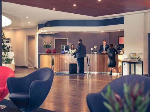 Mercure Sydney Parramatta - Perths Hotel 3