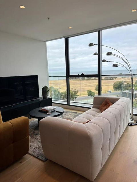 Modern 2 BRM Apt In Williamstown - Perths Hotel 1