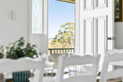 Mountain Views Milton - Perths Hotel 1