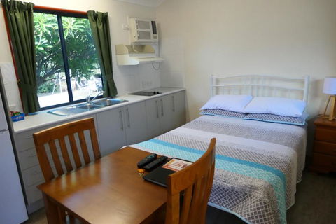 Mt Isa City Motel - Perths Hotel 0