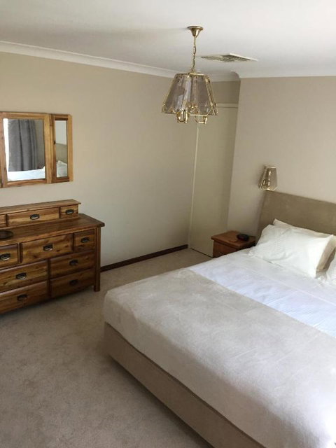 Murdoch Station Bed & Breakfast - Perths Hotel 0