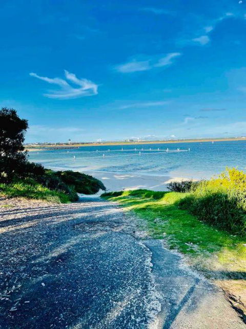NEW Furnish, 3 Min SYD Airport, 1 Min Walk Beach - Perths Hotel 2