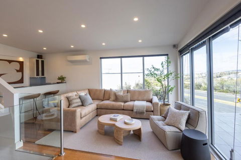 NEW Pleasant View Stays TORQUAY - Perths Hotel 0