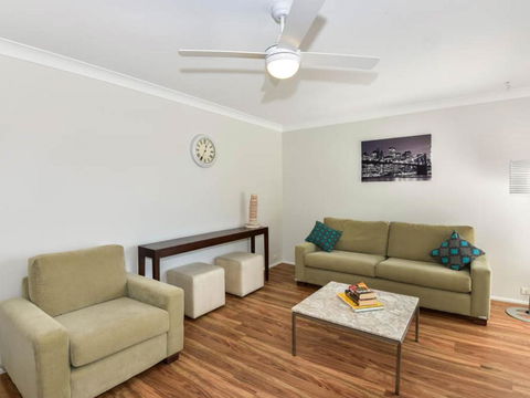 Noraville Summer House - Perths Hotel 2