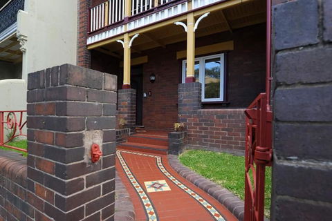 Newtown Vibes With Pool & Parking - Perths Hotel 3