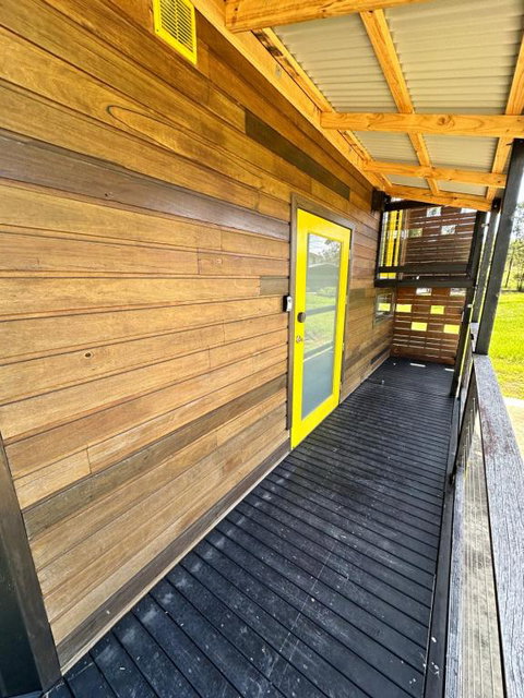 Ocean Breeze Tiny House - Ocean And Lake View - Perths Hotel 3