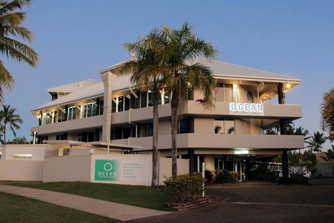 Ocean International Hotel - Perths Hotel 0