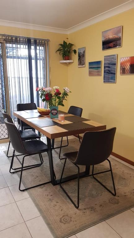 Ocean Street Delight - Perths Hotel 1