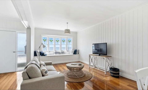 Ocean Views & City Convenience Perfect Getaway - Perths Hotel 2