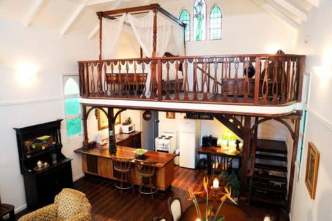 Old Saint Johns Church - Perths Hotel 1
