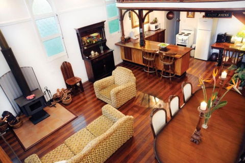 Old Saint Johns Church - Perths Hotel 2