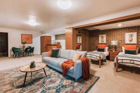 Olinda Sandstone Apartment 2 Bedroom Spa Bath - Perths Hotel 3