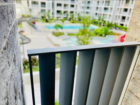 Olympic Park Oasis - New 3b2b Condo - Pool, Parking - Perths Hotel 3
