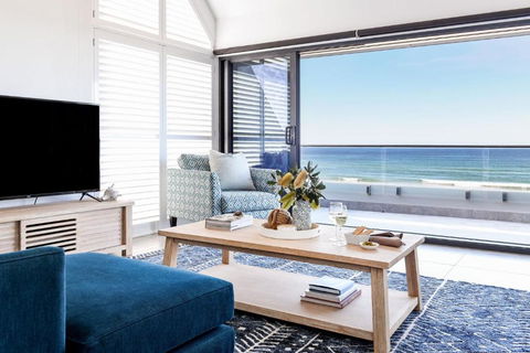 Pacific Dawn On The Beach Two - Perths Hotel 2