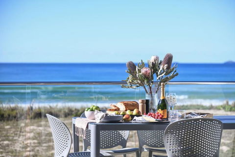 Pacific Dawn On The Beach Two - Perths Hotel 3
