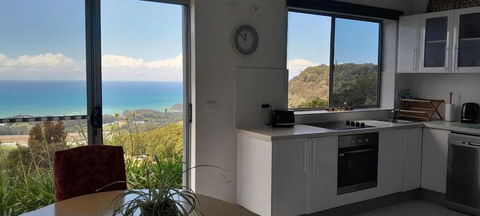 ON TOP Of THE WORLD Garden Studio - Perths Hotel 3