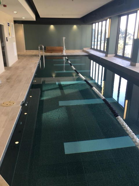 Panoramic Views In Luxurious Brand New Apartment - Perths Hotel 2