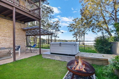 Parkway Lakehouse - Perths Hotel 3