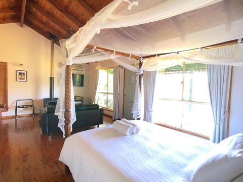 Pencil Creek Cottages - Perths Hotel 2