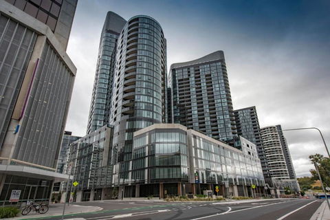 Penthouse Apartment In Belconnen - Perths Hotel 2
