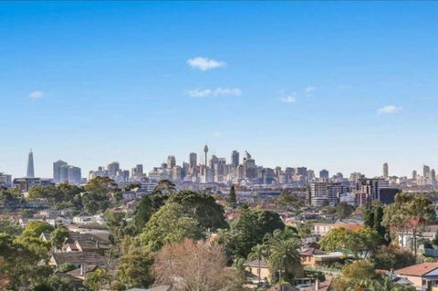 Penthouse In Rockdale CBD - Perths Hotel 1