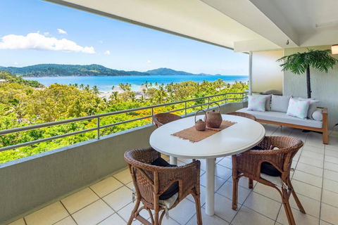 Poinciana Lodge - 2 Bedroom - On Hamilton Island By HIHA - Perths Hotel 0