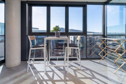 Perfectly Located 1BR BA Apartment - Perths Hotel 1