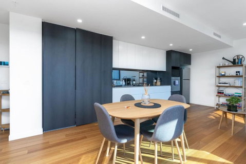 Perfectly Located 1BR BA Apartment - Perths Hotel 2