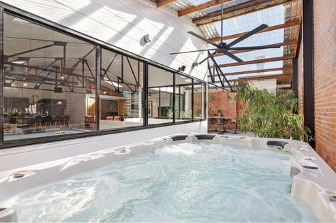 Platinum Precinct - The Penthouse - Perths Hotel 0