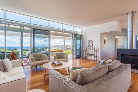 Percy Street I Private Properties - Perths Hotel 1